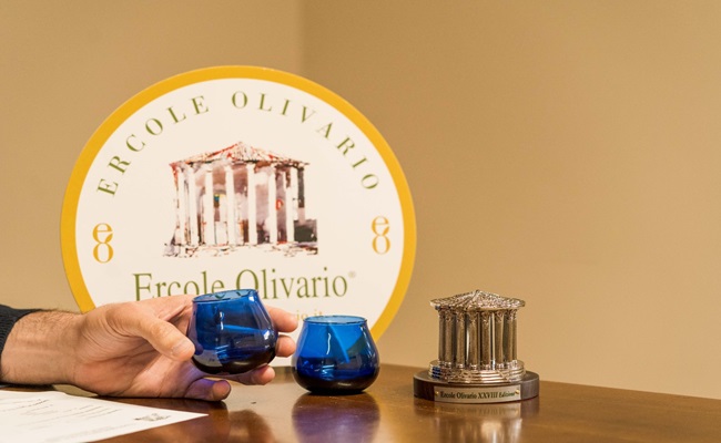 Marzo 2024 si proclama “La Stagione delle selezioni regionali dell’Ercole Olivario” con sei oli Dop ed Extravergini della Campania a concorrere al premio nazionale delle eccellenze italiane